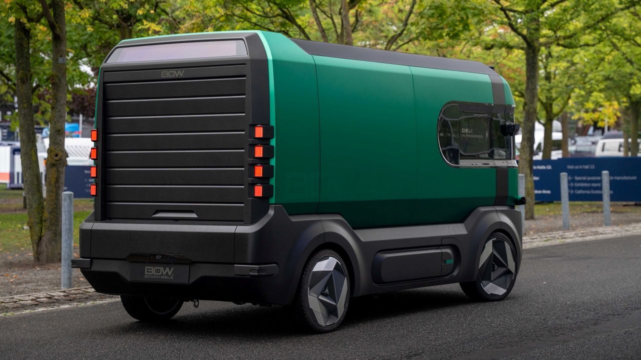 Stellantis presenta el BOW, una 'caja sobre ruedas' eléctrica y autónoma para el reparto urbano